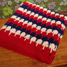 Small Red Blue White Chunky Knitted Crochet Childs Blanket