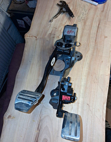 Nissan qashqai j10 brake - j10, pedal