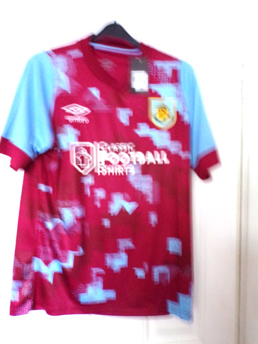 Burnley year 2022 carls - burnley,
