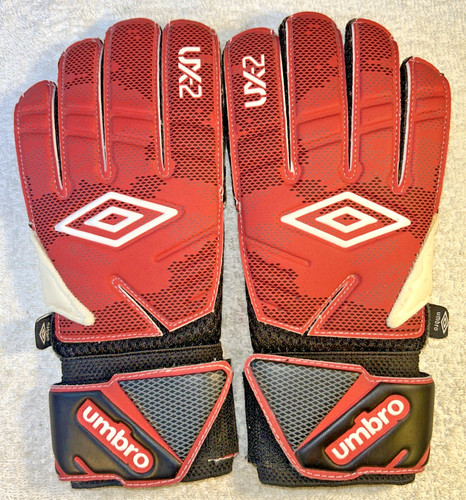 Umbro goalkeeper gloves - umbro,