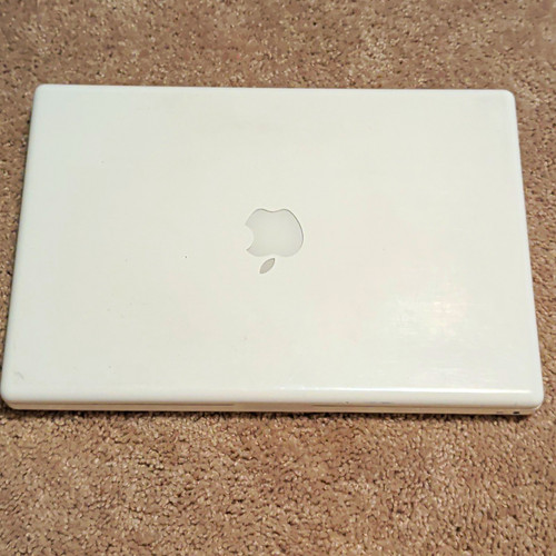 Apple macbook 13in - 5.2, white
