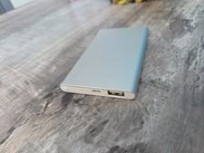 Goodmans Ultra Slim Portable Power Bank High Speed Dual USB, 4000mAh, Silver