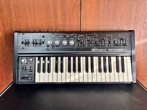 Roland vintage analog - sh-2,