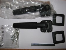 MATT BLACK KNURLED SAVIO DOOR