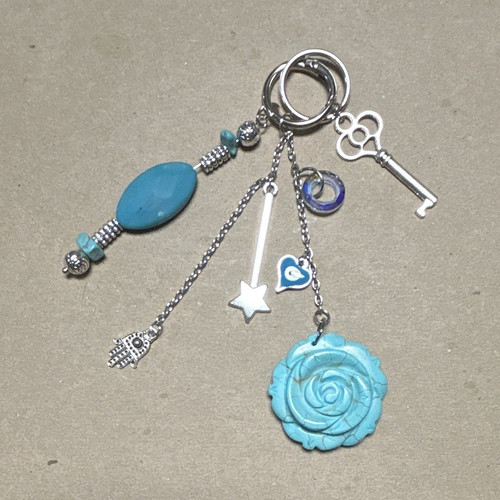 Blue beaded charm key - blue,