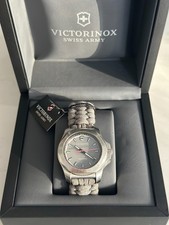 Victorinox Swiss Army I.N.O.X V Grey Paracord watch