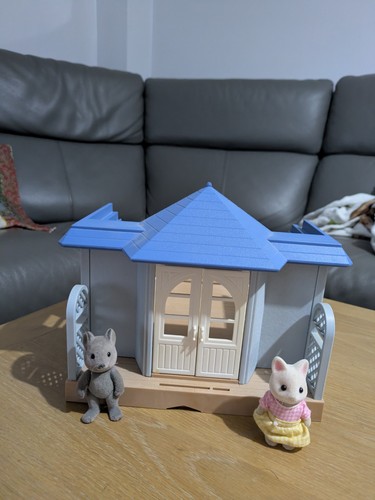 Sylvanian families blue - families,