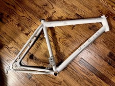 Klein Attitude Aluminum Pearl