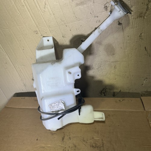 Nissan qashqai washer bottle - nissan,