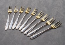 *RAR* Elegant Cake Fork In