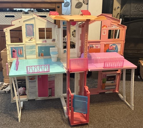 Barbie storey town - town, house