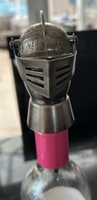 Vintage Medieval Knight Helmet Stainless Steel Liquor Bottle Pourer Stopper Cork