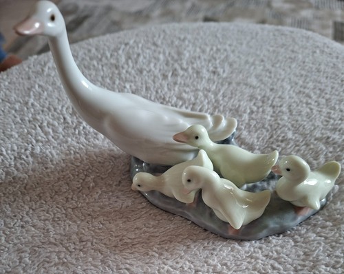 Lladro porcelain figurine - lladro, of