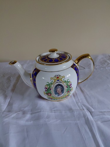 Ringtons queen elizabeth 50th - elizabeth,