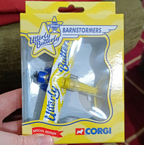 Corgi utterly butterly - corgi,