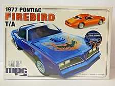 MPC 1/25 Scale  1977 Pontiac