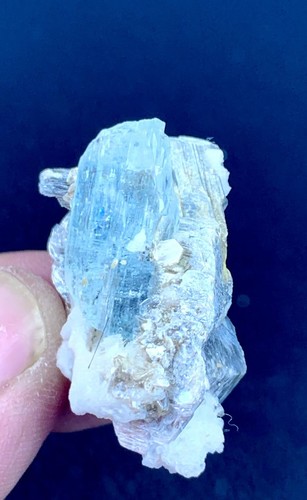 Natural aquamarine crystal - natural,