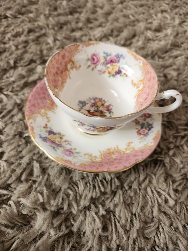 Paragon rockingham cup and - paragon,