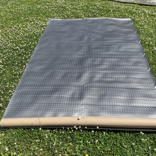 Chequerplate vinyl flooring - chequerplate,