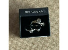 M & S AUTOGRAPH Set of Four