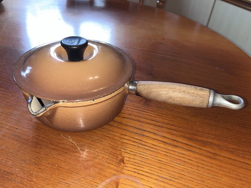 Vintage creuset 16 cast - le, no.16