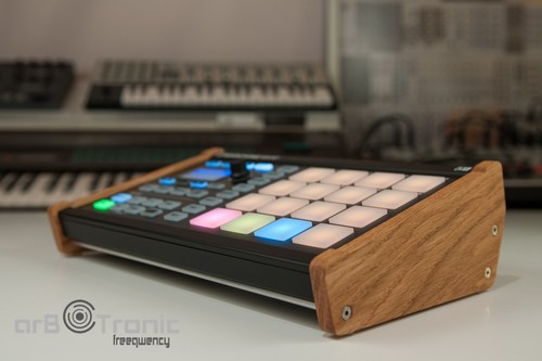 Native instruments maschine - instruments,