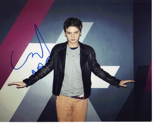 Conor maynard singing - (uk,