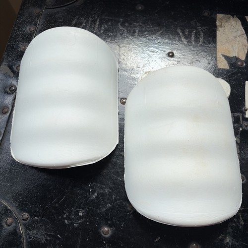 America football thigh pads - thigh,