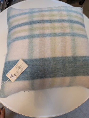 Laura ashley cushion - 15%, wool