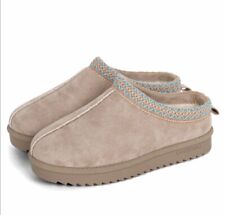 ON TREND MOCHA  FAUX SUEDE AND