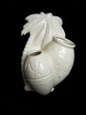 Rare Beswick Vintage Cream Palm Tree Wall Pocket with Two Pot Vessels 1063
