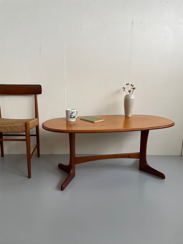 Vintage oval wooden coffee