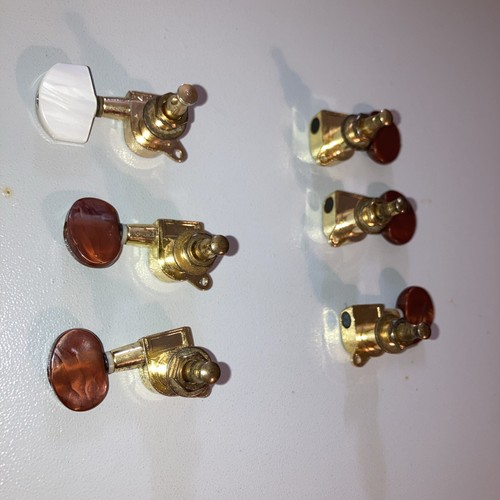 Guitar tuning pegs - guitar,