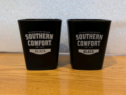 Southern comfort black whiskey - black,