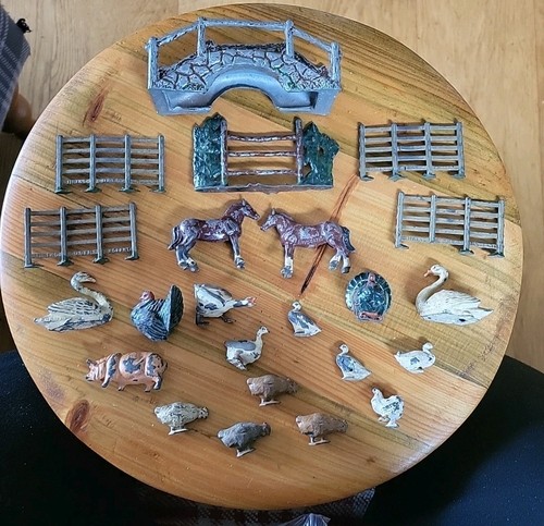 Britains farm lead duck - lead, geese