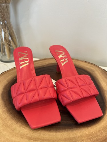 Zara hot pink quilted heel