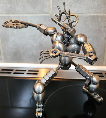 Large predator metal nut - nut, and
