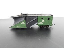 OO Gauge Tri-ang R138 Snow plough Complete with wings Un Boxed