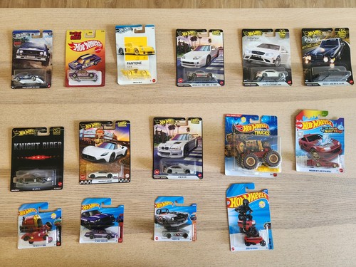 Hot wheels bundle x15 - wheels, job