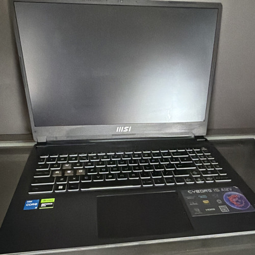 Msi cyborg a12v gaming - 15,