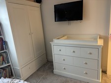 Mamas and Papas 3 Piece Nursary Set In White. Wardrobe, Cotbed, Chest Of Drawers