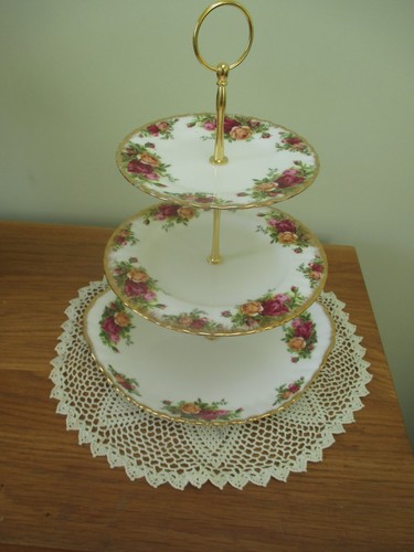 Lovely royal albert china - royal,