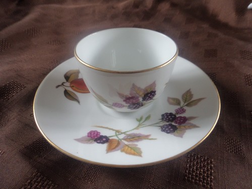 Royal worcester marked evesham - marked,
