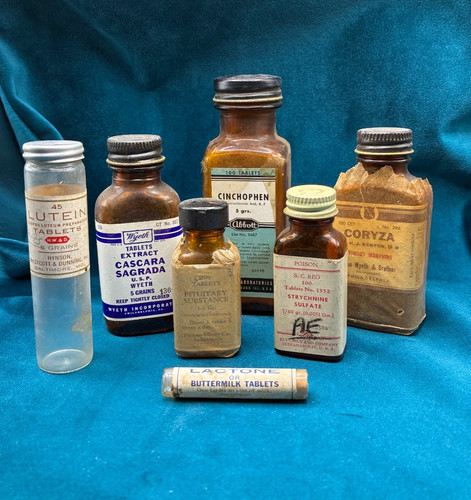 Vtg apothecary pharmacy - apothecary,