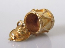 9ct Gold Charm - Vintage 9ct