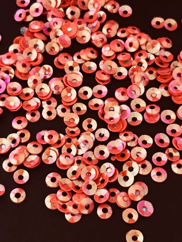 Sequins 3mm tiny coral - tiny,