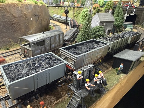 Mixed hornby and lima rake - hornby,