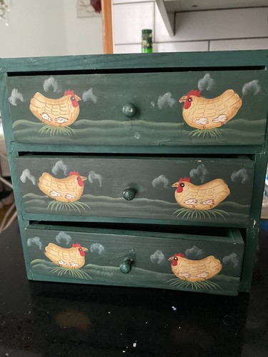Chicken chest drawers table - chicken,