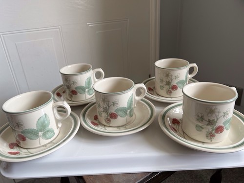 Wedgwood raspberry cane - wedgwood,,