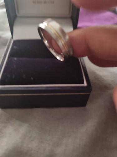 9ct white yellow - &, &